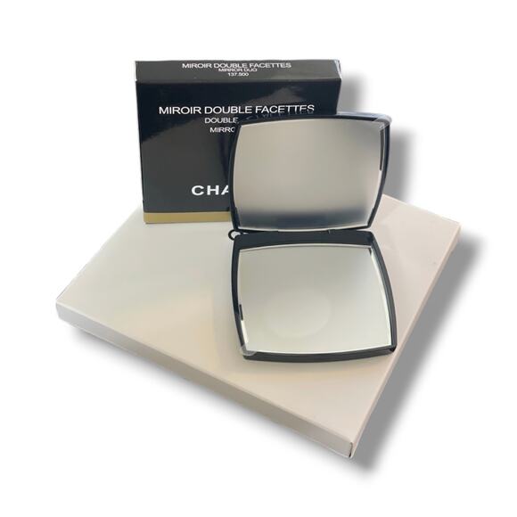 Chanel Black Double Facete Compact Mirror - New in Box - Picture 2 of 4